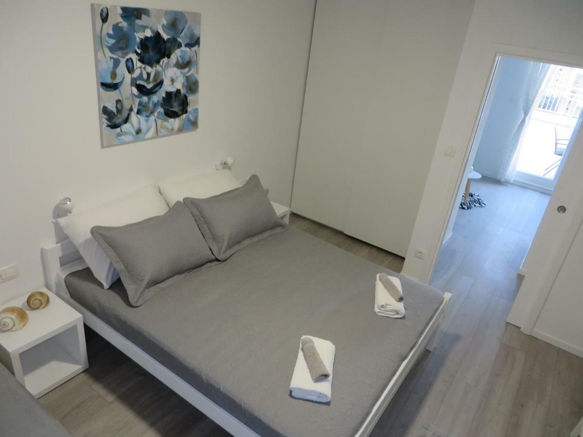 Apartmani Raos Dugi Rat Eksteriør bilde